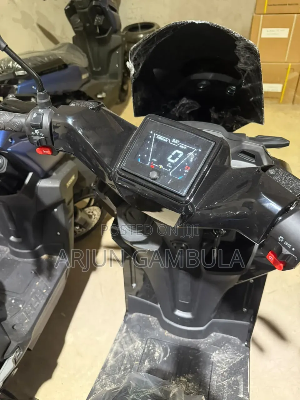 New TVS Apache RTR 160 2V 2021 Brown