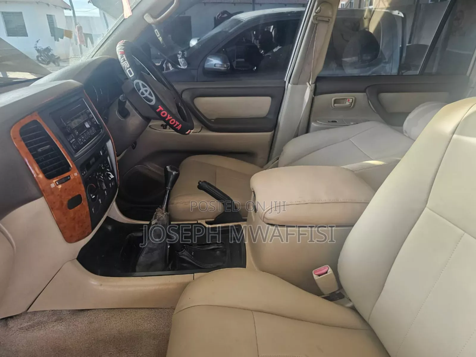 Toyota Land Cruiser 100 4.2 2006 White