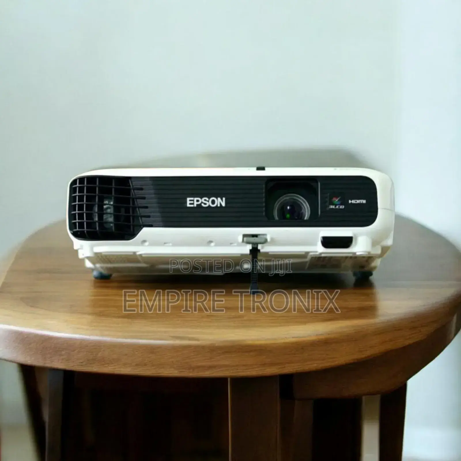 Epson Eb-S41 Versatile Portable 3lcd Projector