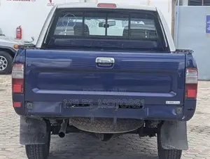 Toyota Hilux 2005 Blue