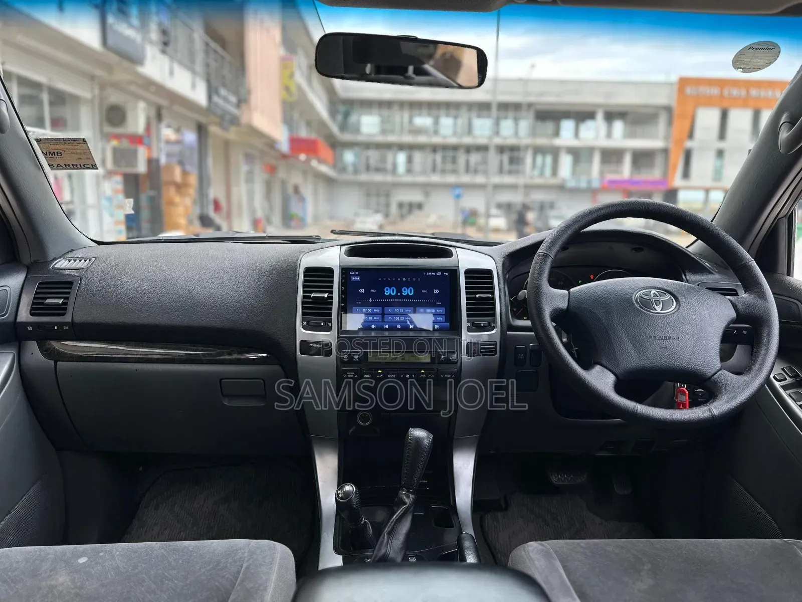 Toyota Land Cruiser Prado 2006 White