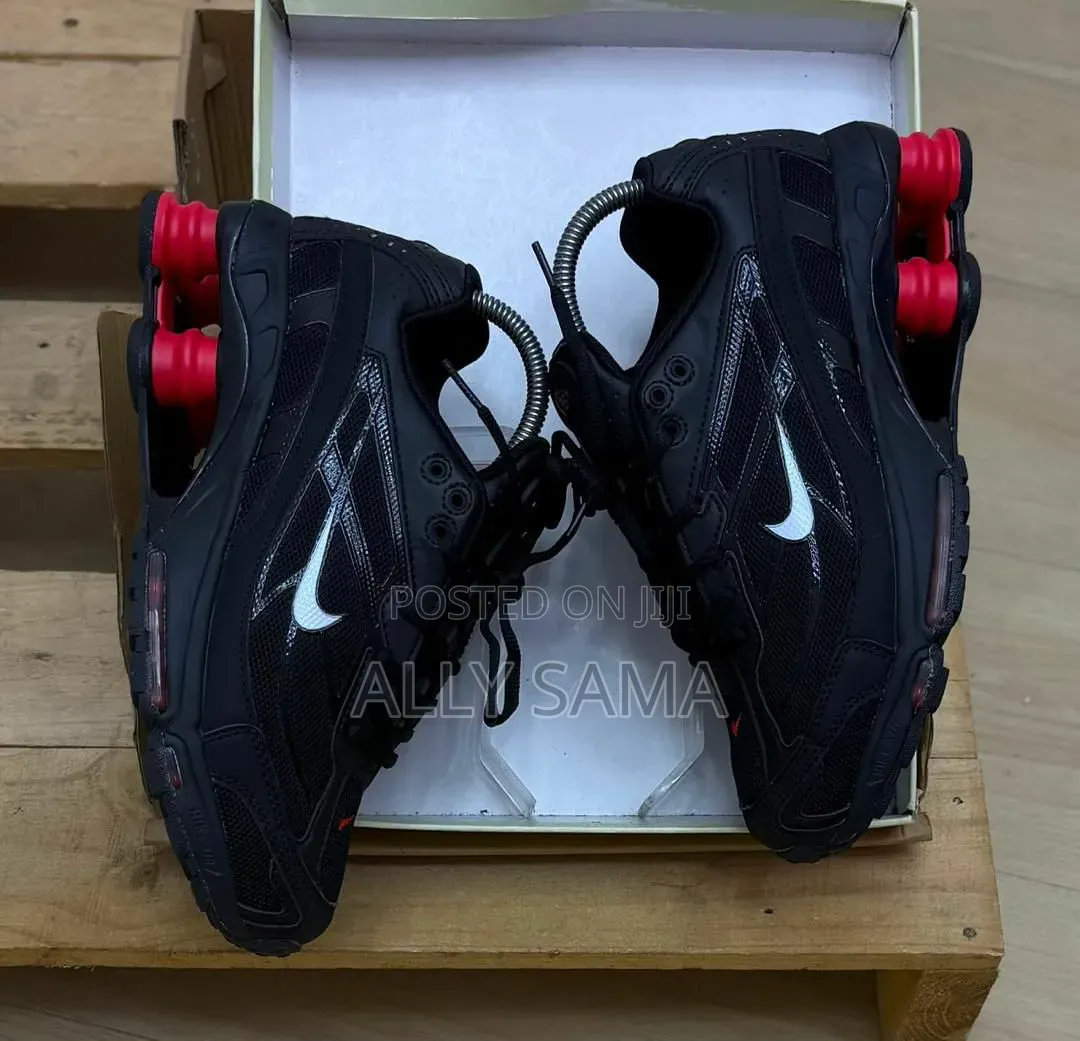 Men's Sneakers Nike Shox