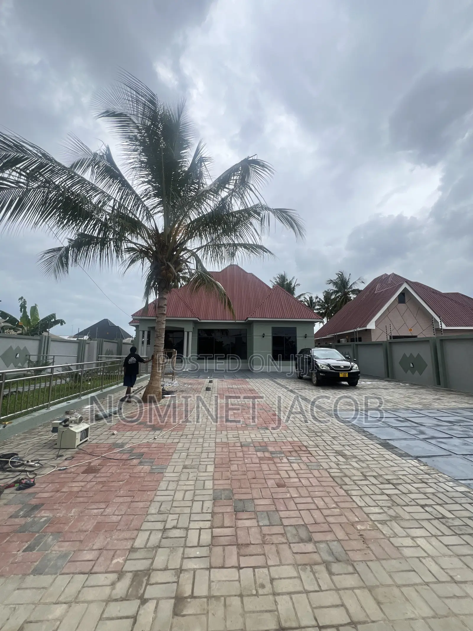 Furnished 3bdrm House in Bunju Doctor Kailua for sale