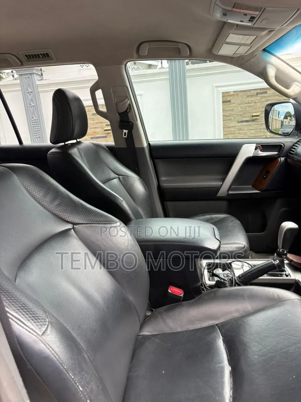 Toyota Land Cruiser Prado 2010 White