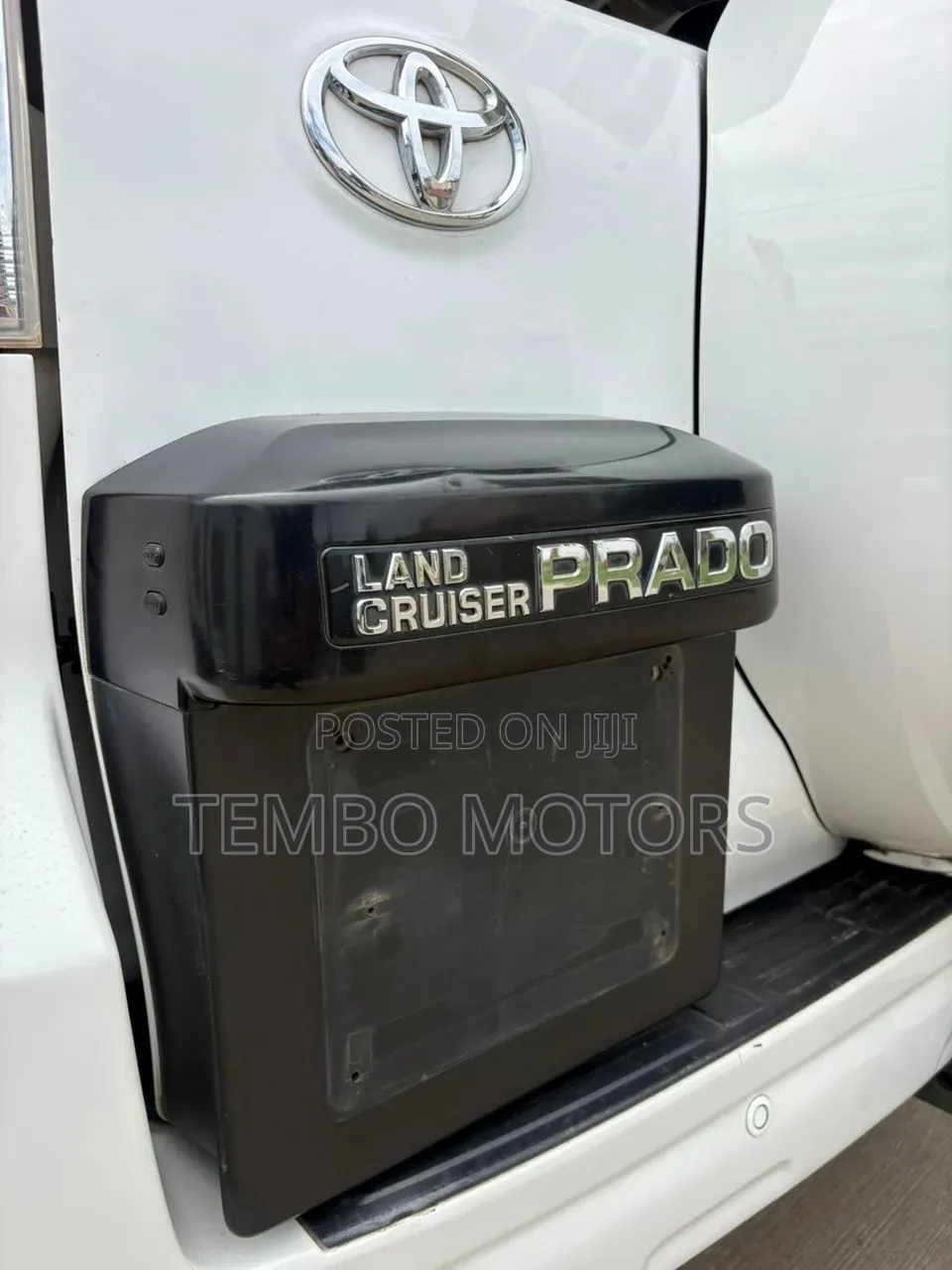 Toyota Land Cruiser Prado 2010 White