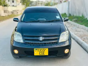 Toyota IST 2004 Black