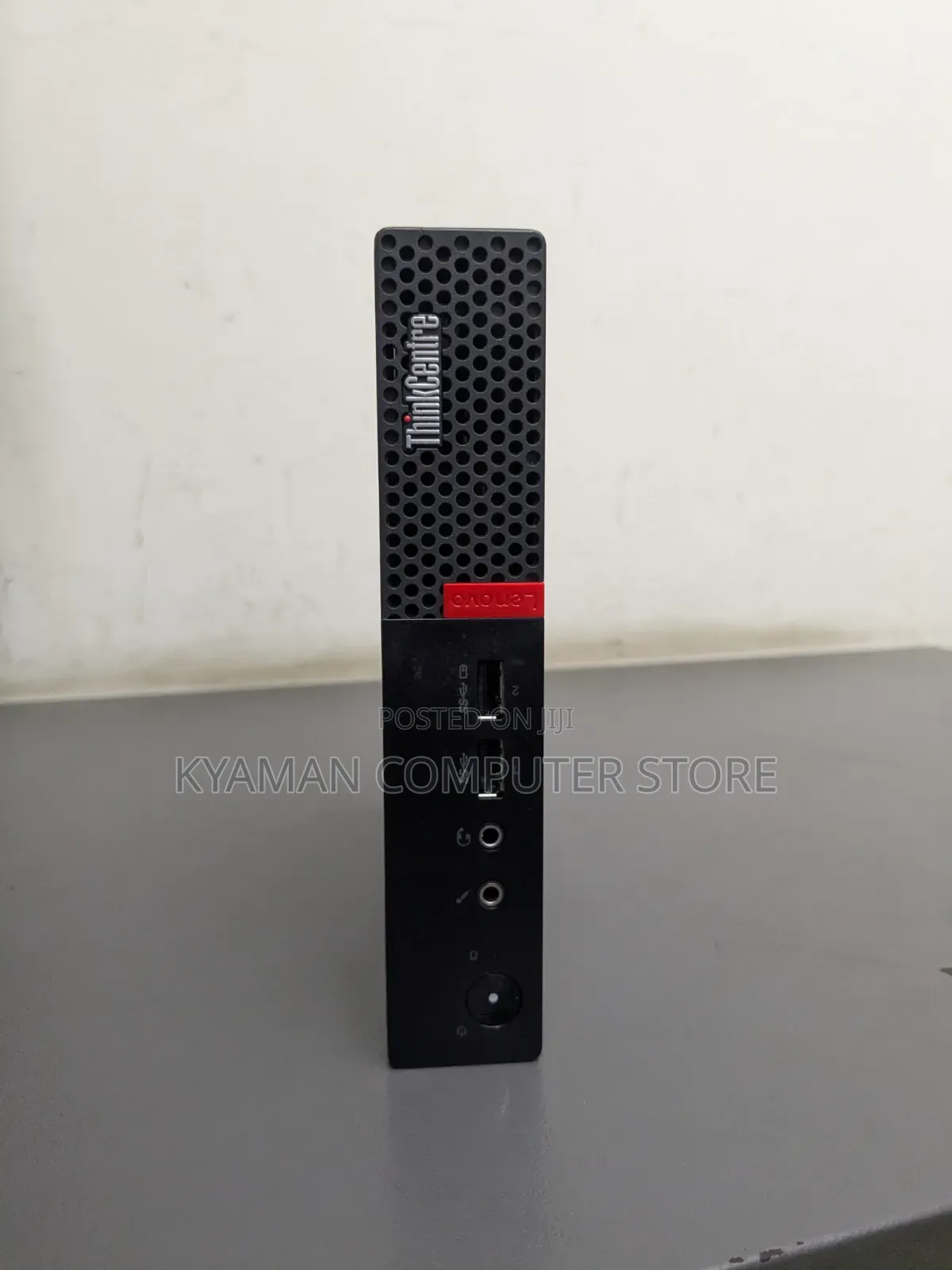 Desktop Computer Lenovo ThinkCentre M720 8GB Intel Core i5 SSD 256GB