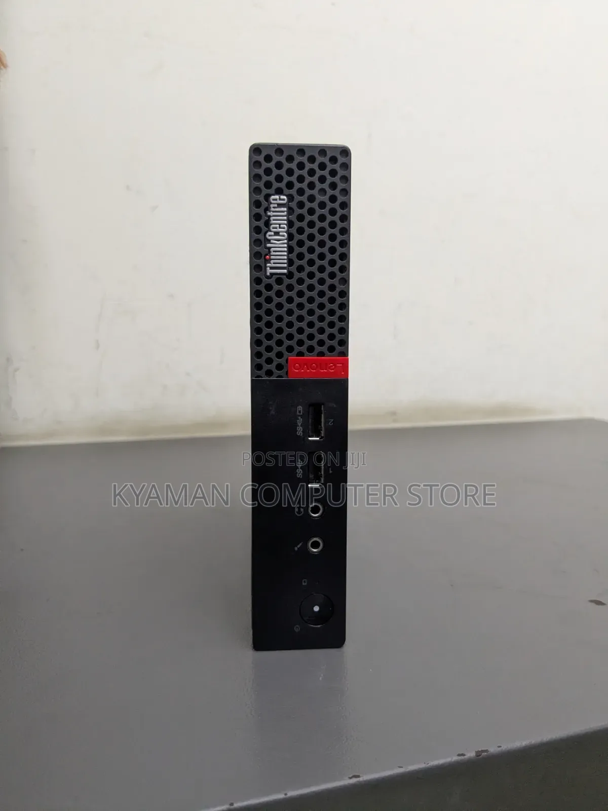 Desktop Computer Lenovo ThinkCentre M720 8GB Intel Core i5 SSD 256GB