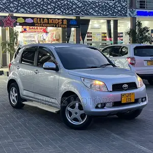 Toyota Rush 2006 Silver