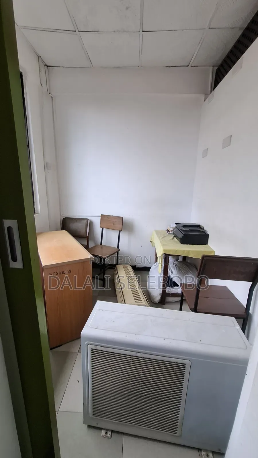 Privatte Office at Mbez Beach Tankibovu