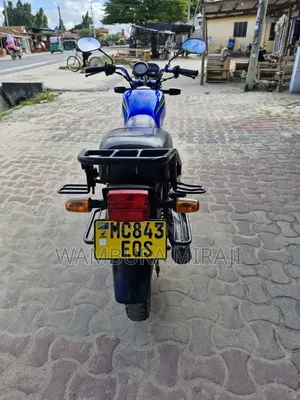 Aprilia 2025 Black
