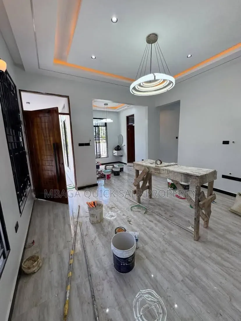 4bdrm House in Goba for sale