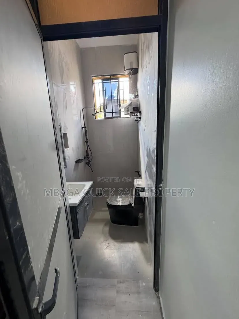 4bdrm House in Goba for sale