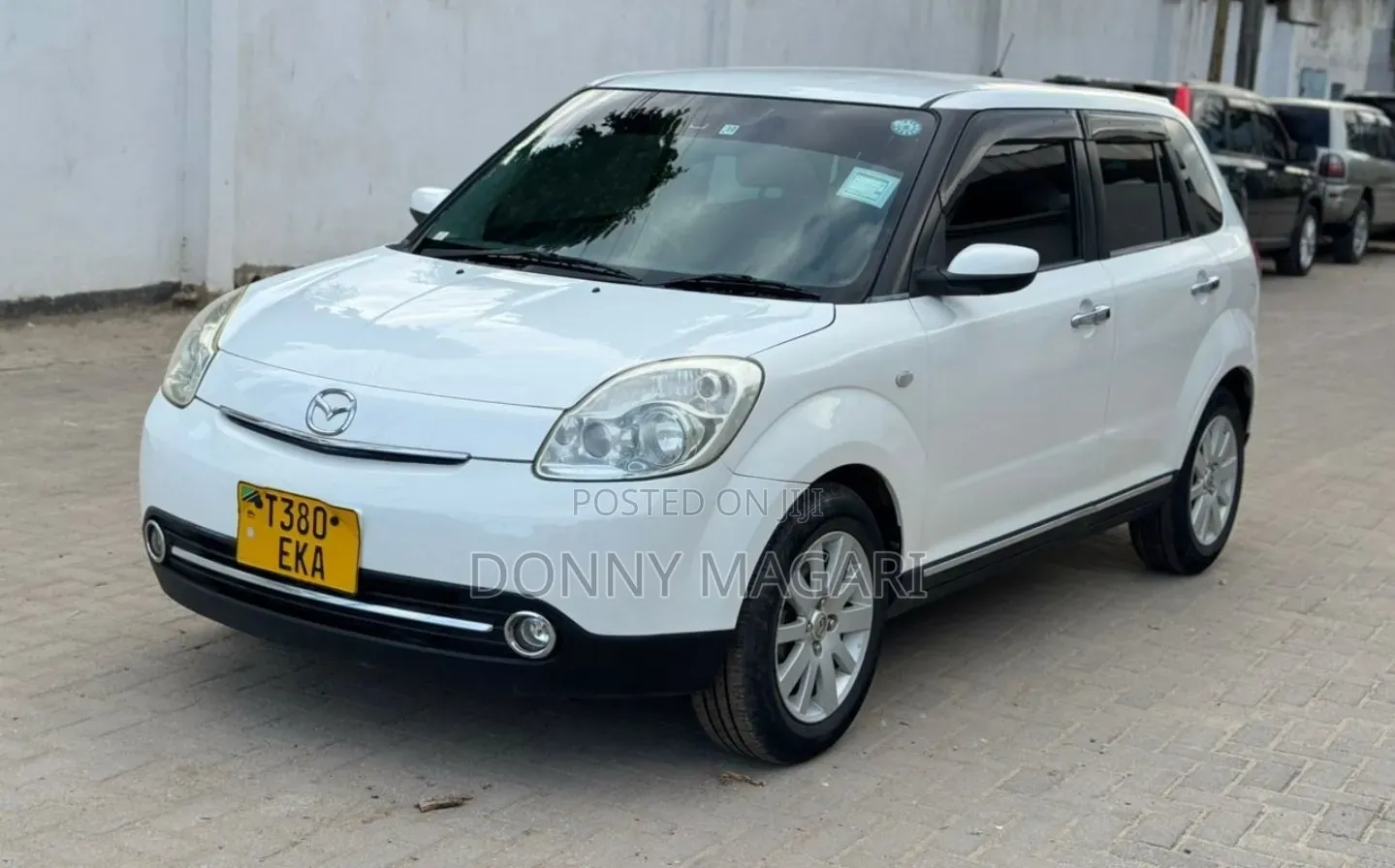 Mazda Verisa 2007 White