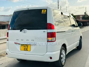 Toyota Noah 2005 Black