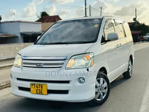 Toyota Noah 2005 Black