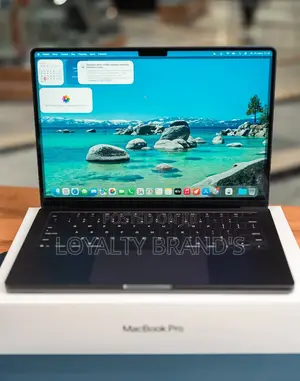 New Laptop Apple MacBook Pro 2025 M5 16GB Apple M5 SSD 512GB