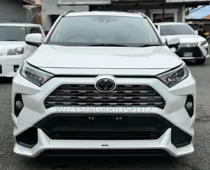 Toyota RAV4 2019 Off white