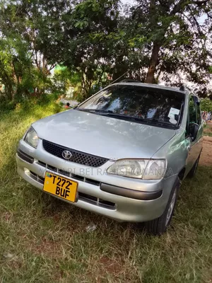 Toyota Corolla Spacio 2004 Silver