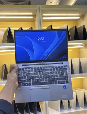 Laptop HP ZBook Firefly G8 16GB Intel Core i7 SSD 512GB