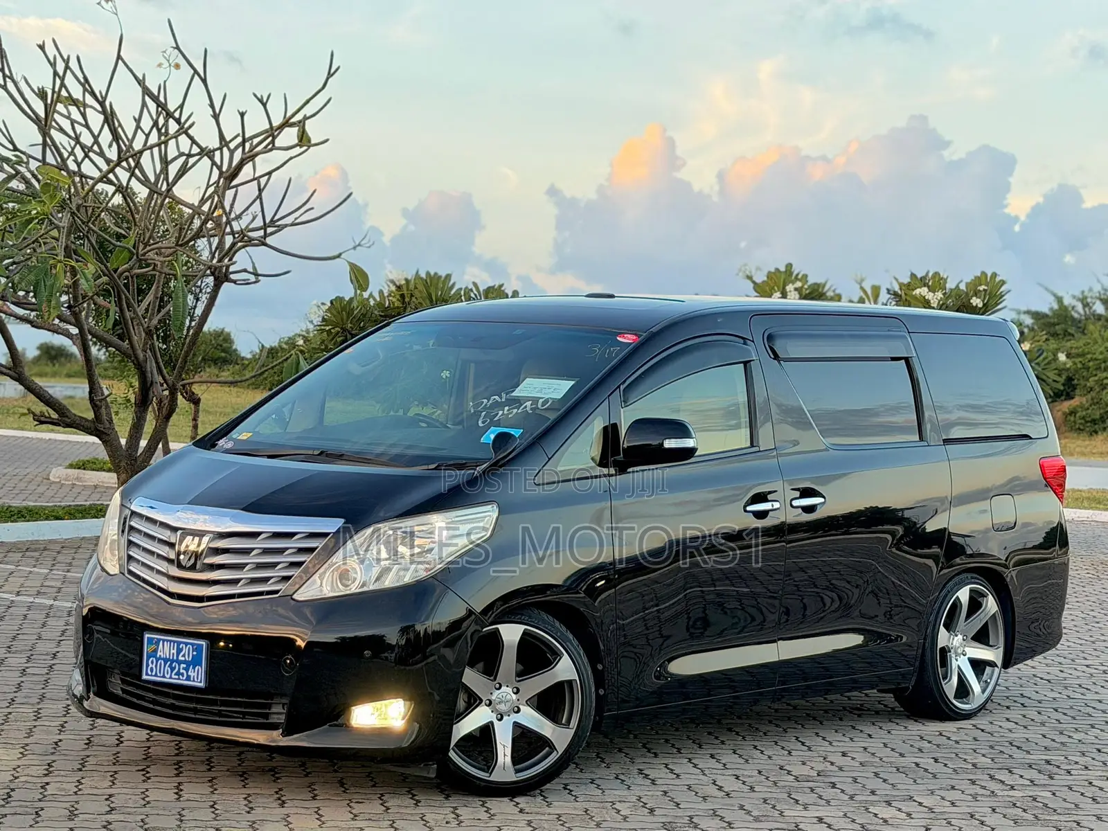 Toyota Alphard 2009 Black