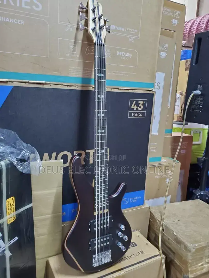 Guitar Ibanez 5 Strings Bass Active