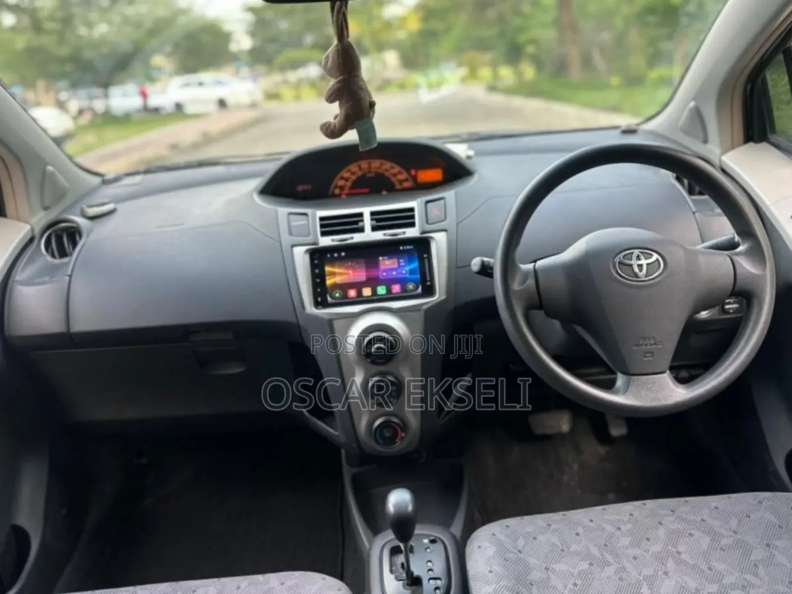 Toyota Vitz 2009 Black