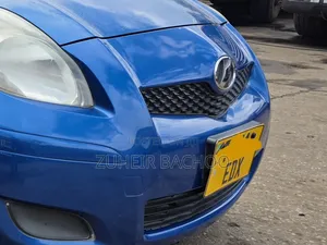 Toyota Vitz 2006 Blue