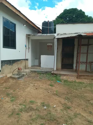 4bdrm Apartment in Lumina, Kinondoni for sale