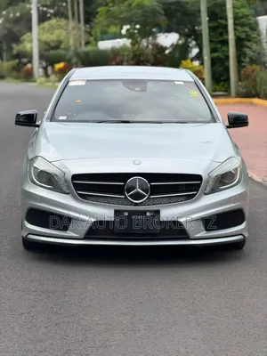 Mercedes-Benz A-Class 2014 Silver