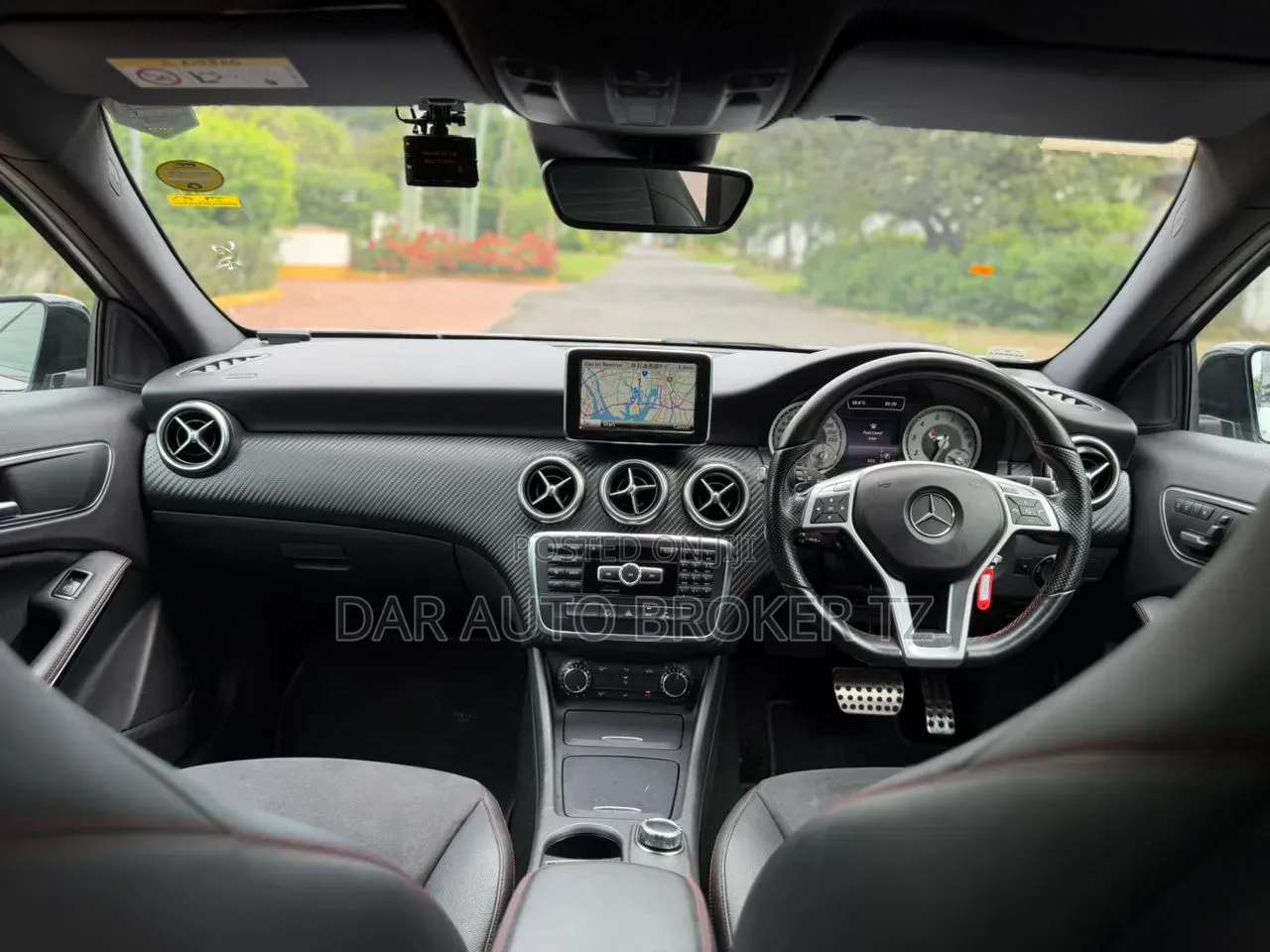 Mercedes-Benz A-Class 2014 Silver
