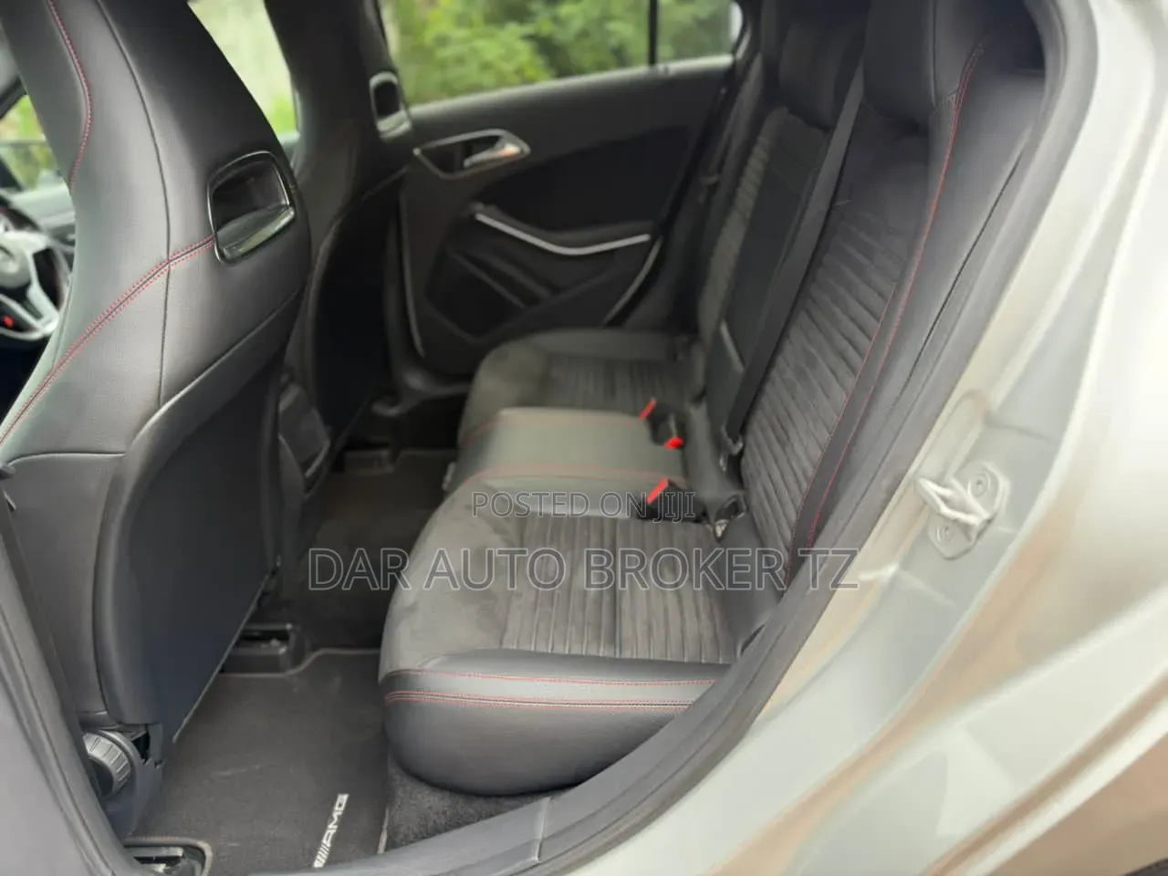 Mercedes-Benz A-Class 2014 Silver