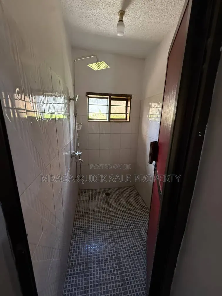 3bdrm Apartment in Mbezi Beach for rent