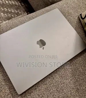Laptop Apple MacBook Pro 2021 M1 16GB Apple M1 Pro SSD 1T