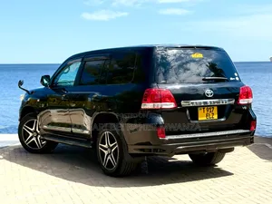 Toyota Land Cruiser 2009 Black