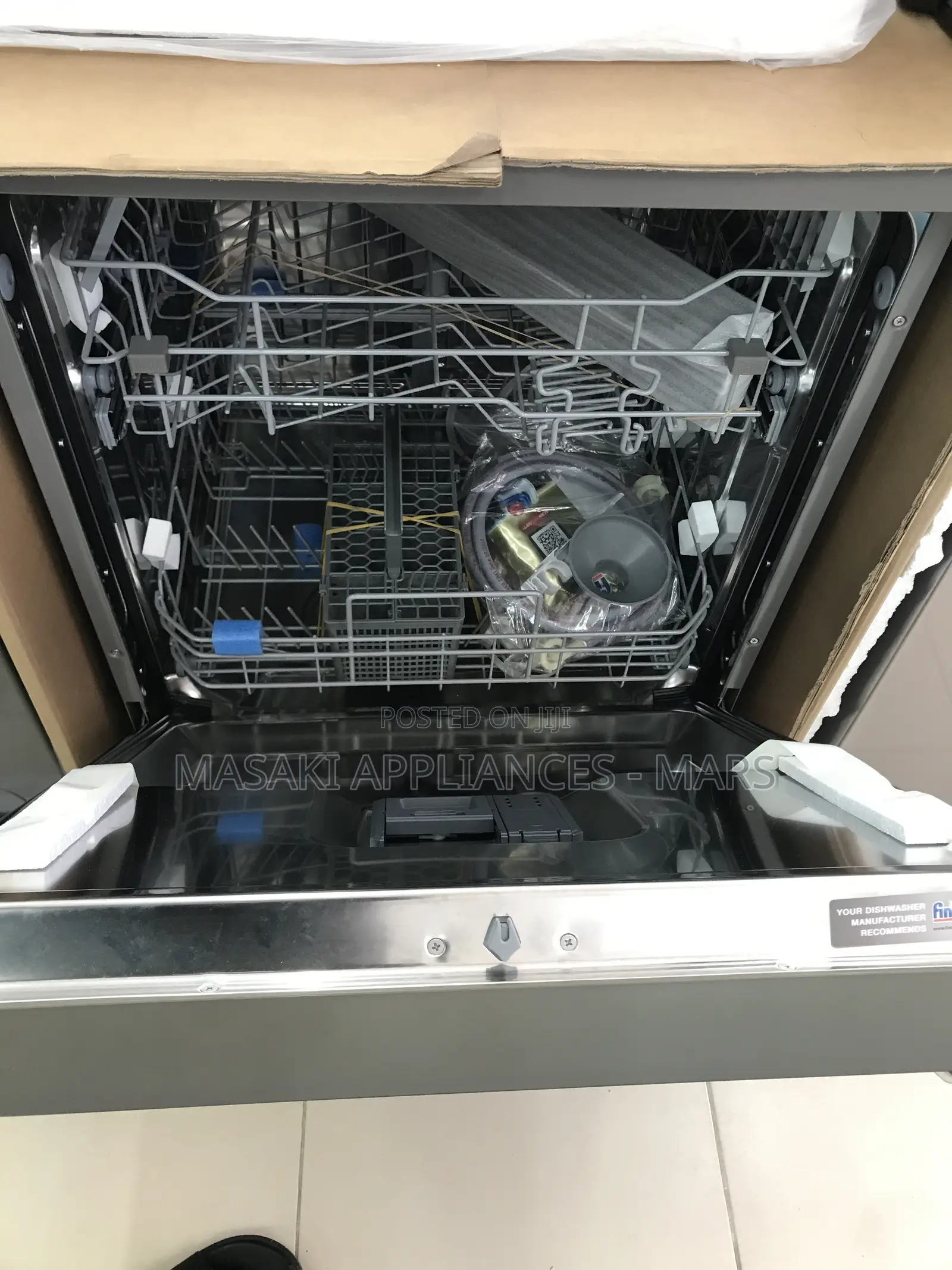 New! Hisense H13dx 13 Place Dishwasher