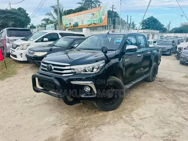 Toyota Hilux 2017 Black