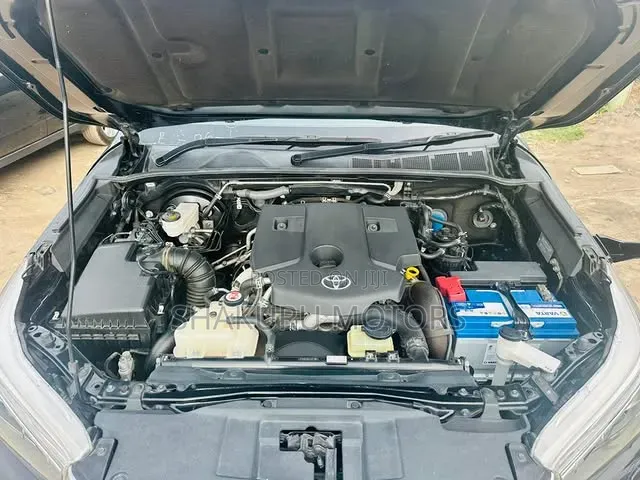 Toyota Hilux 2017 Black