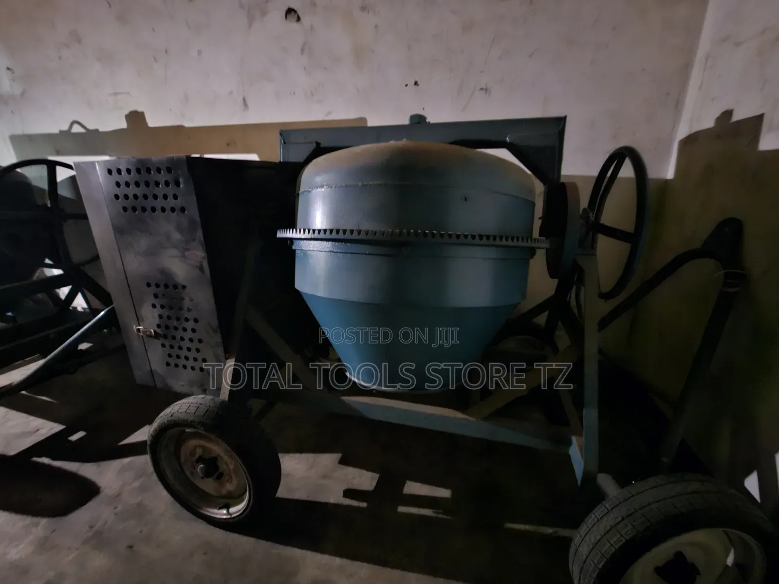 Warrior Japan Concrete Mixer 500l