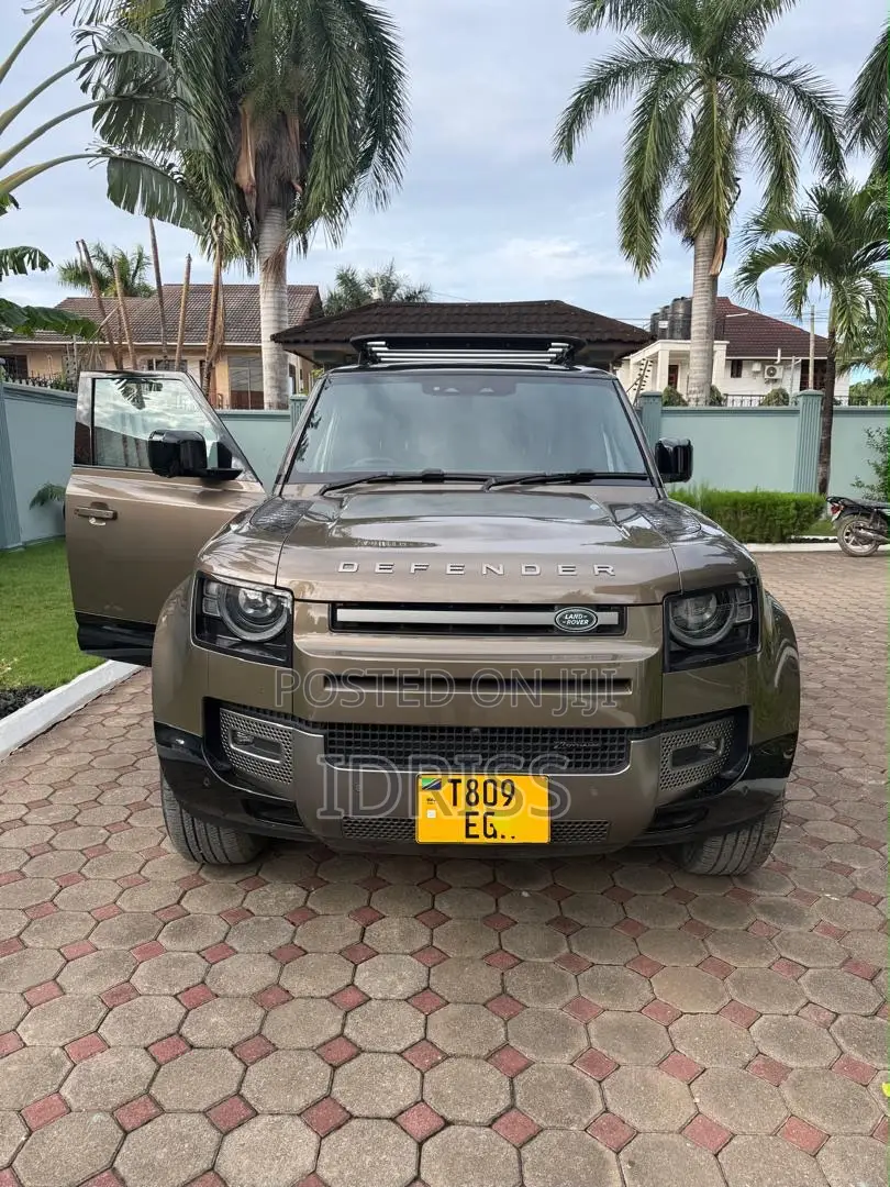 Land Rover Defender 2023 Gray