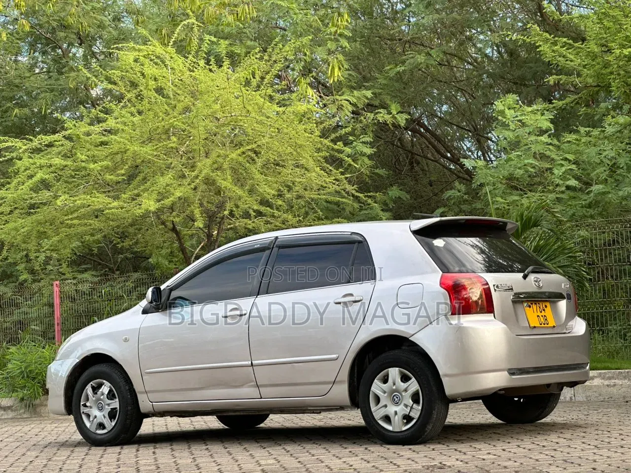 Toyota Corolla RunX 2005
