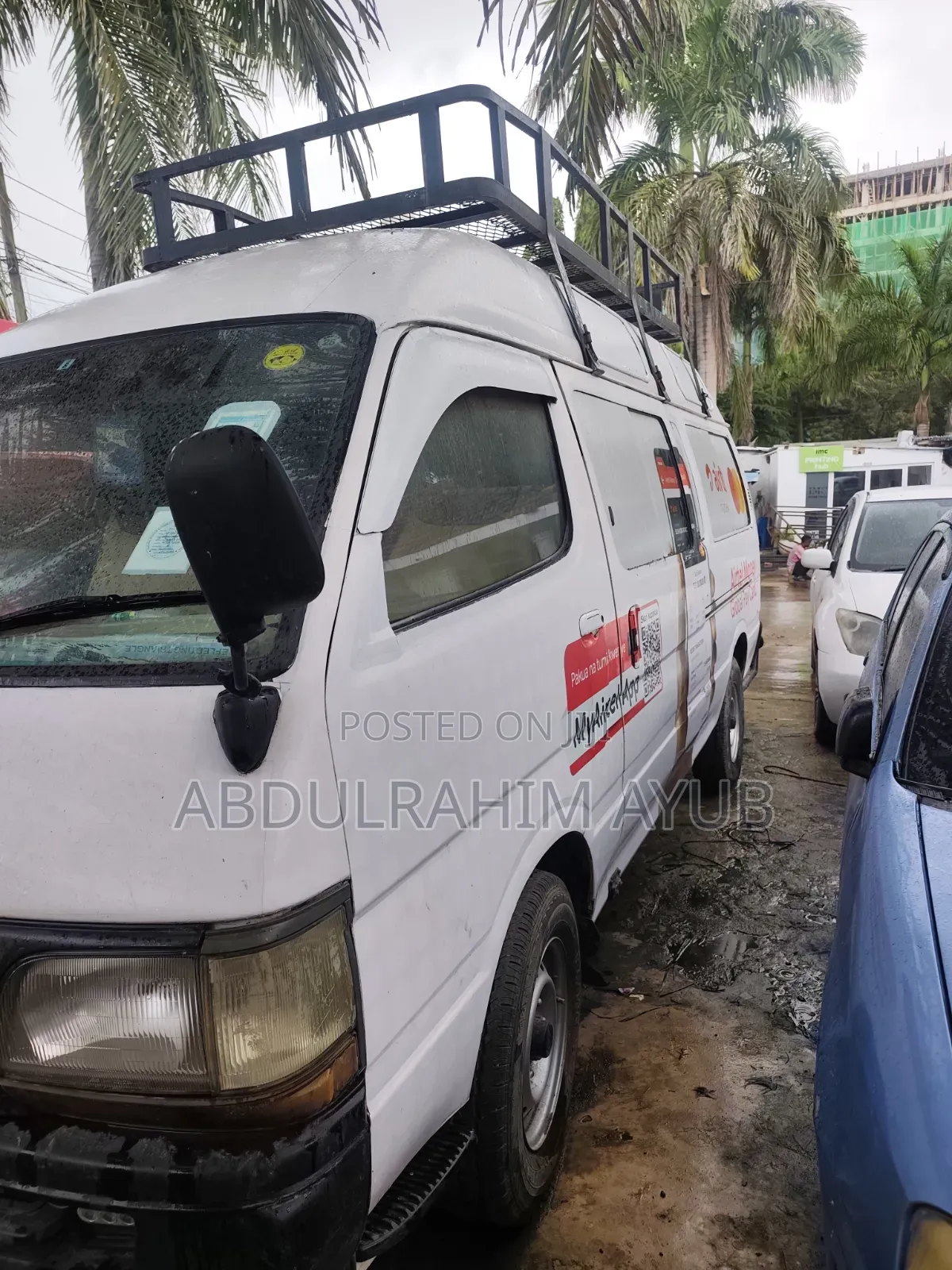 Toyota HiAce 2003 White