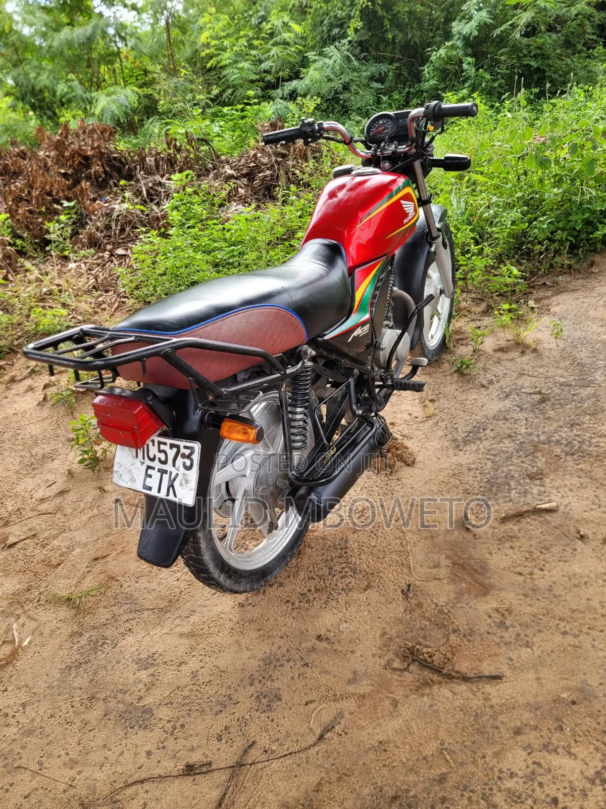 Honda 2024 Red