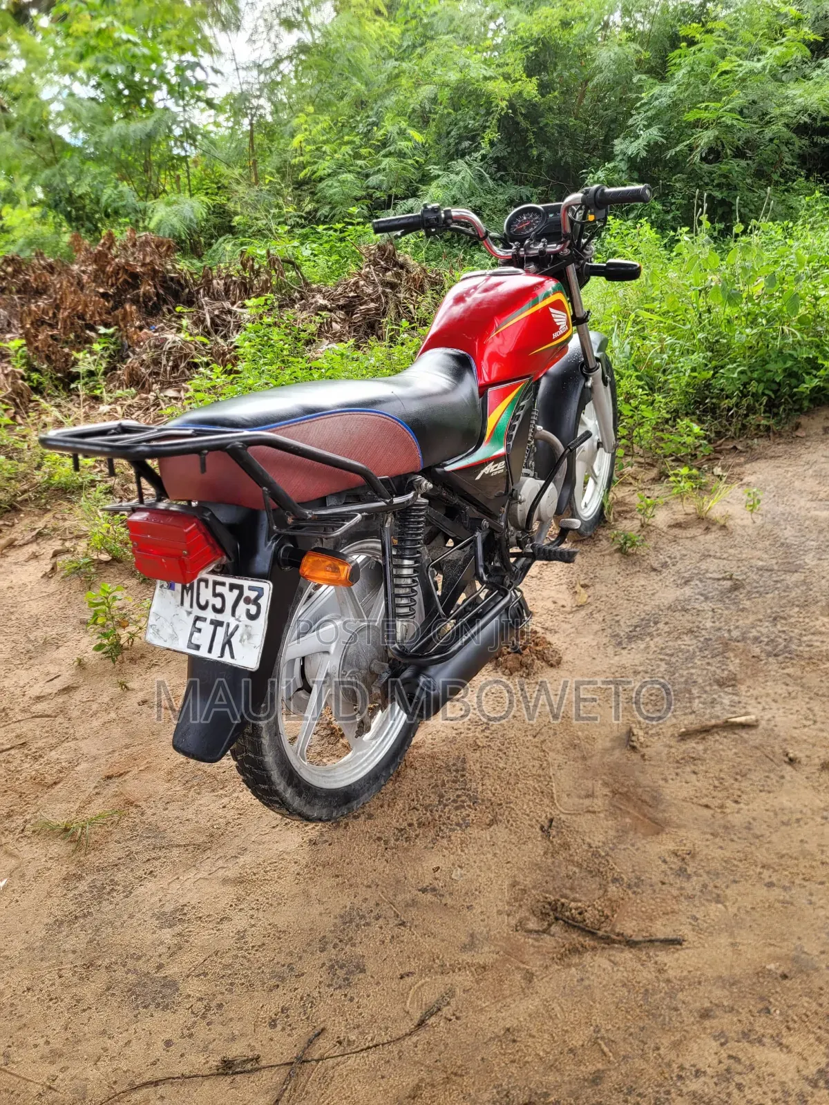 Honda 2024 Red
