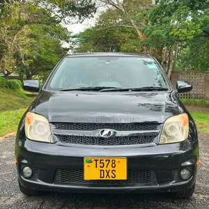 Toyota IST 2007 Black