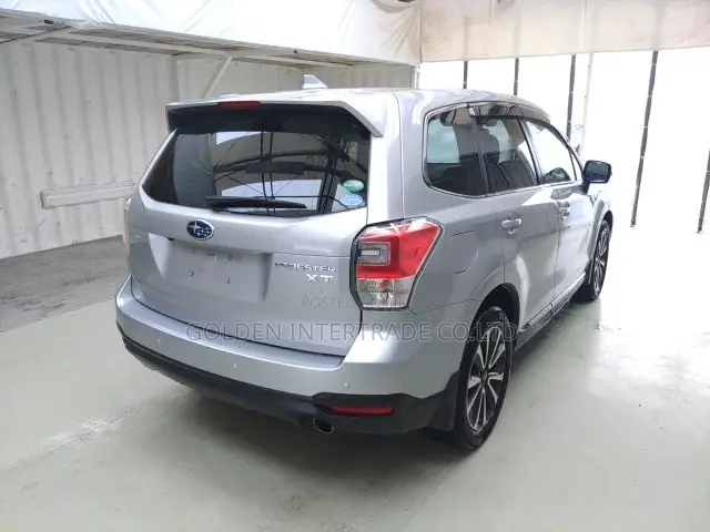 Subaru Forester 2.0XT Premium AWD 2016 Silver