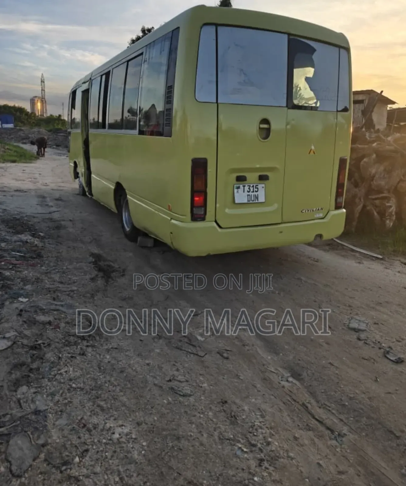 Nissan Civilian 2002 Yellow