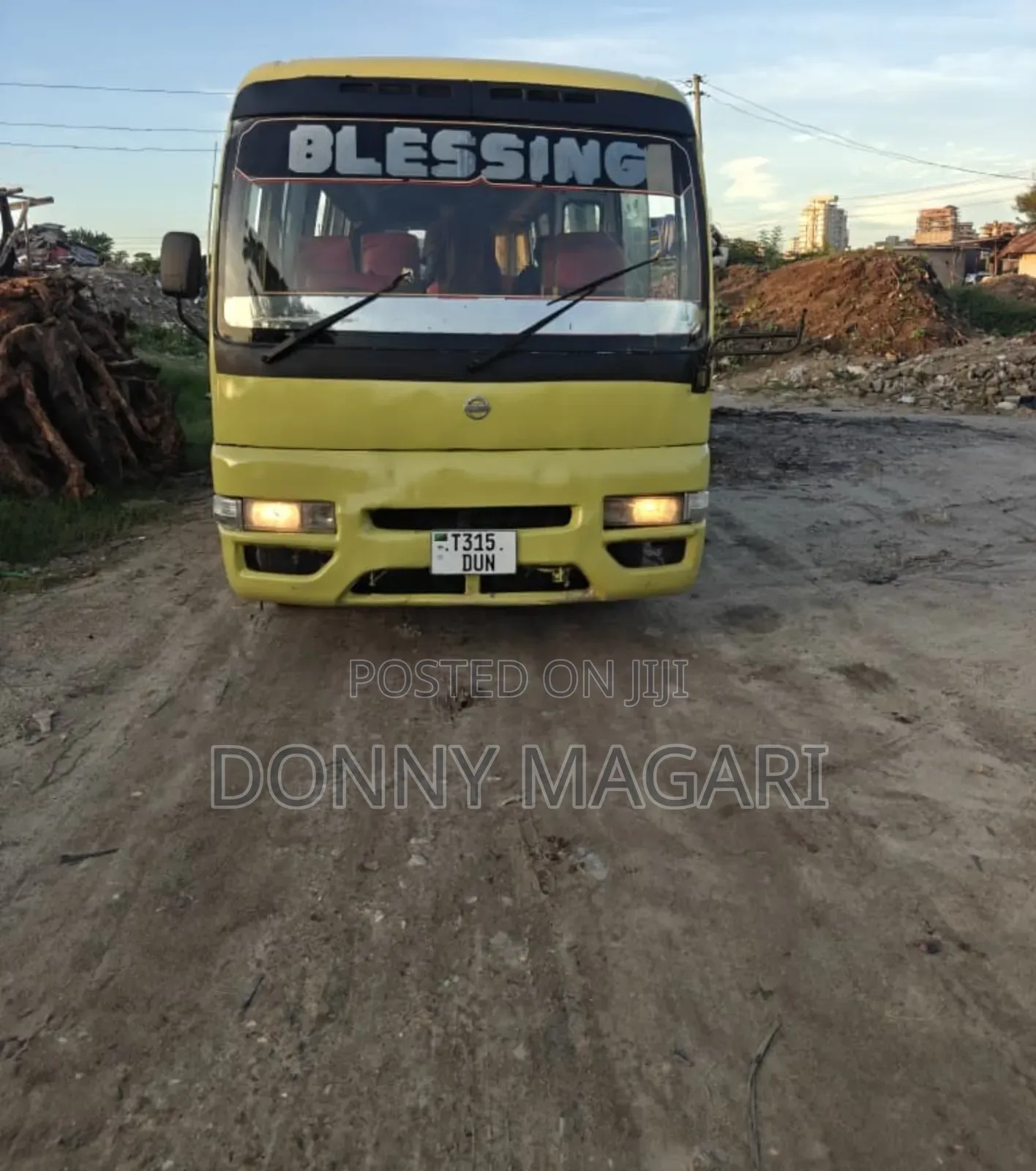 Nissan Civilian 2002 Yellow