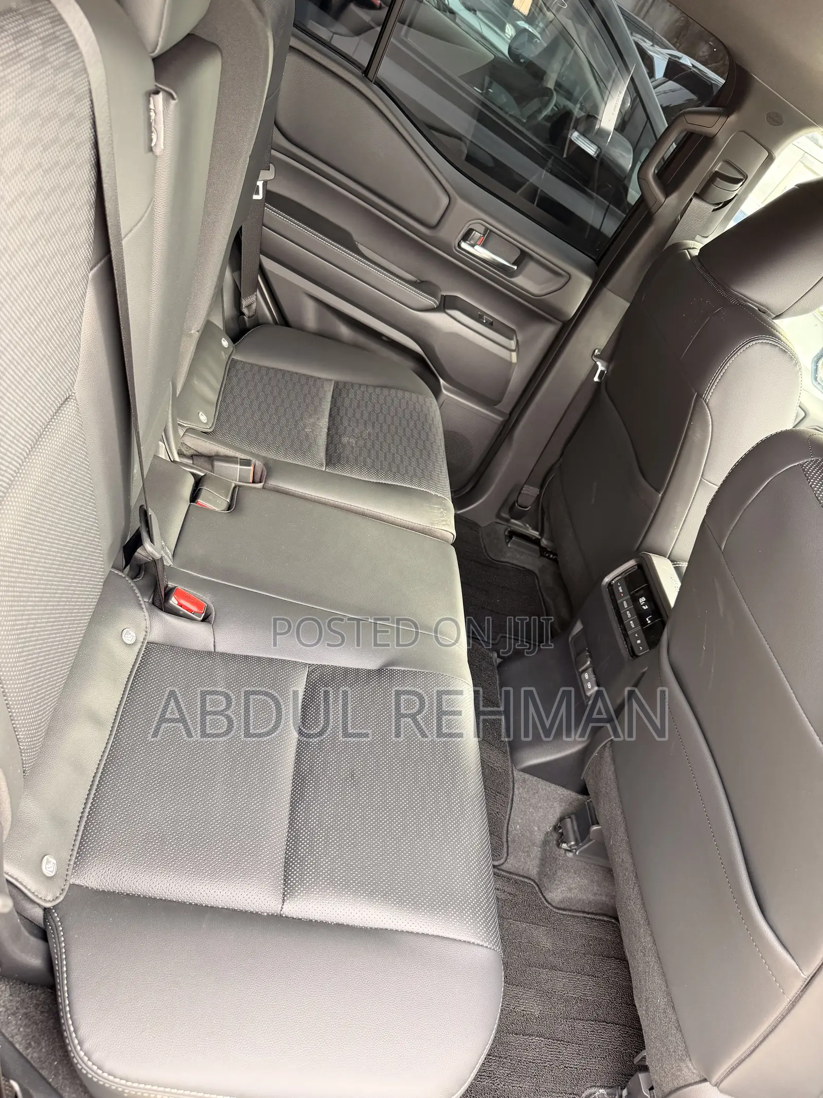 New Toyota Land Cruiser Prado 2.7 2025 Black