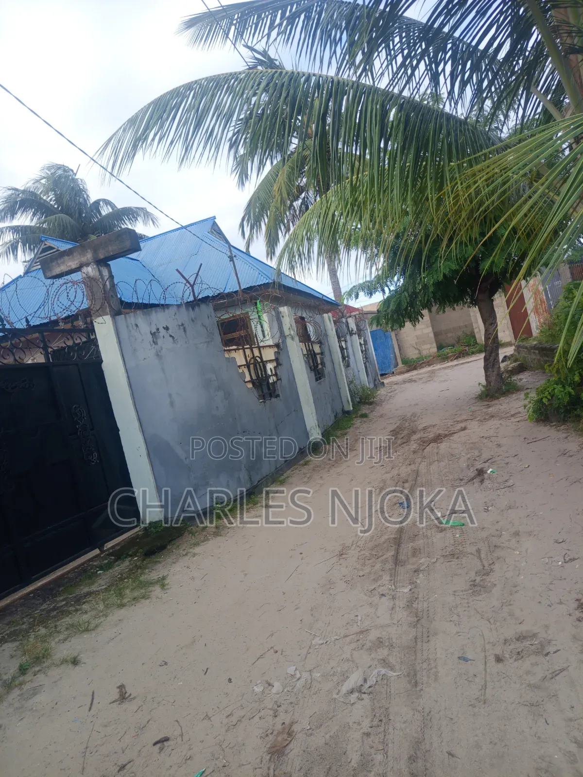 Furnished 5bdrm House in Moshi Bar Kwadiwani, Ilala for sale